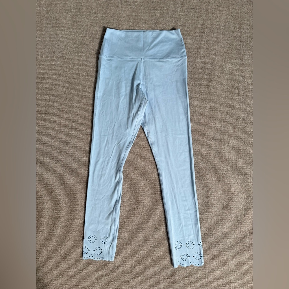 Glyder Sky Blue Cascade Leggings With Laser-Cut Ankle Details - Women’s Medium - Picture 2 of 6